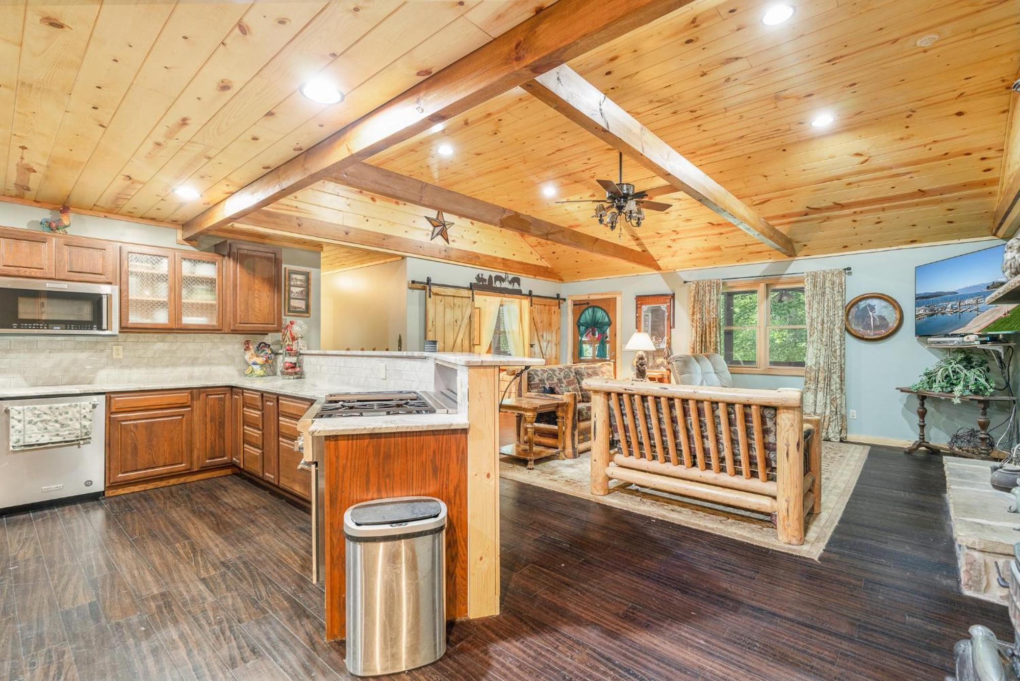 Perfect Place By Eden Crest Chalet *